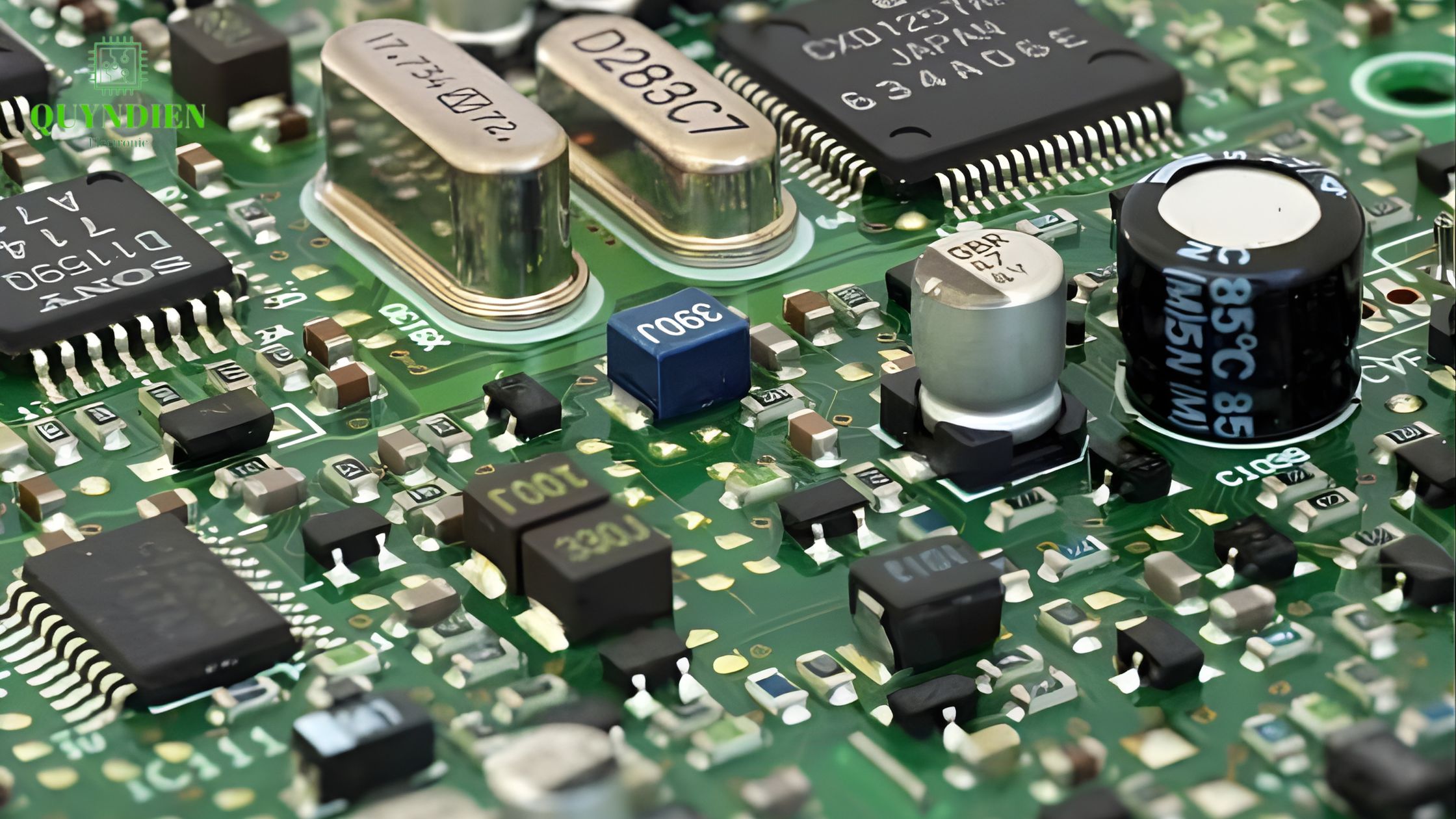 “Bo mạch điện tử sau khi vệ sinh sạch – sẵn sàng phủ keo cách điện bảo vệ.