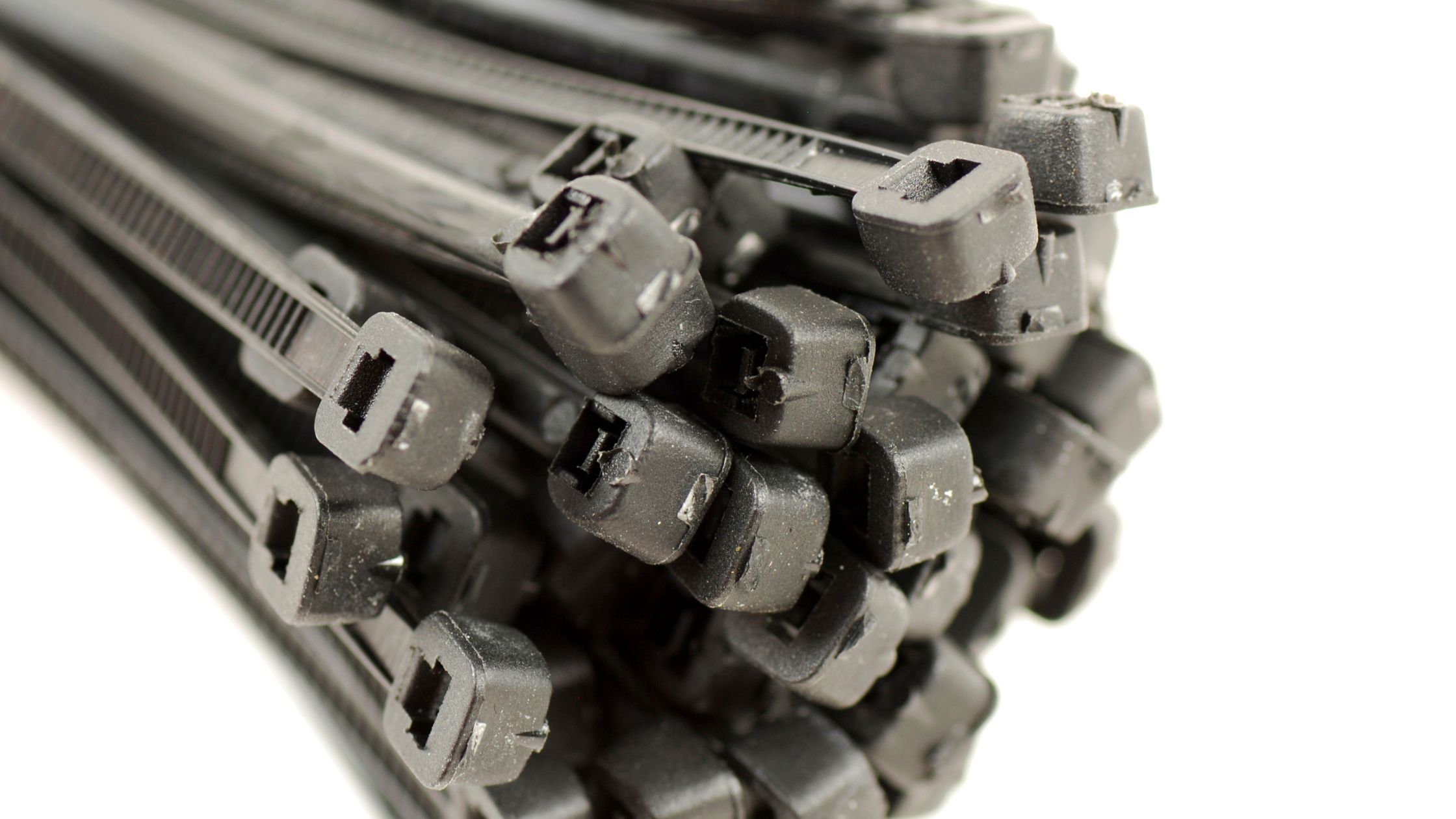 Hình ảnh minh họa về dây rút nhựa (2)