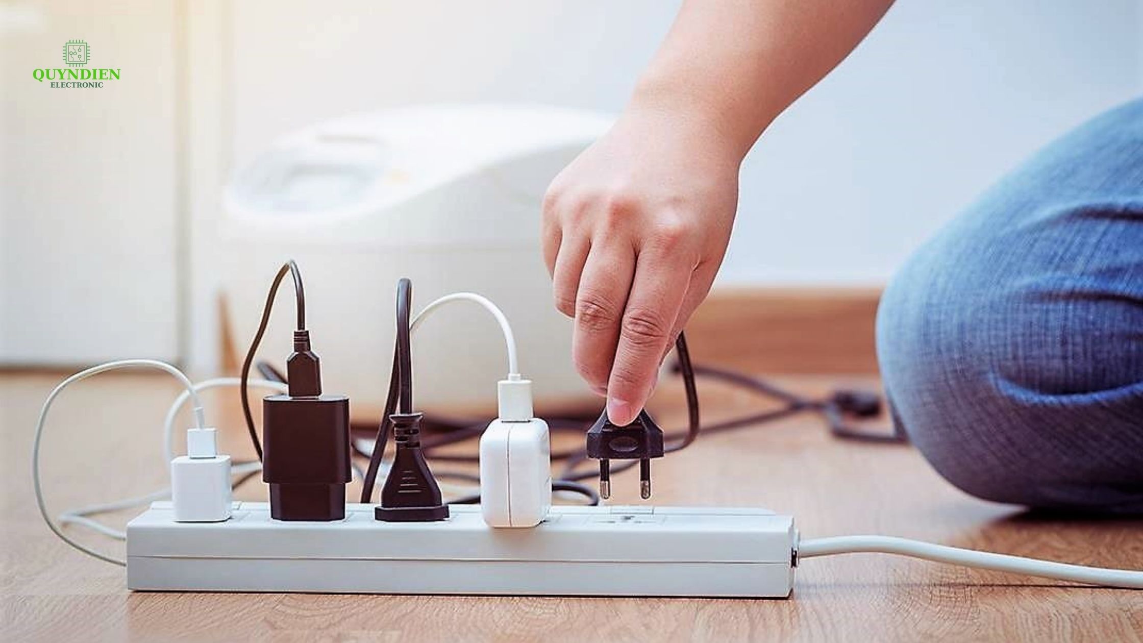 Ổ cắm điện Sopoka an toàn, bền bỉ cho mọi gia đình.