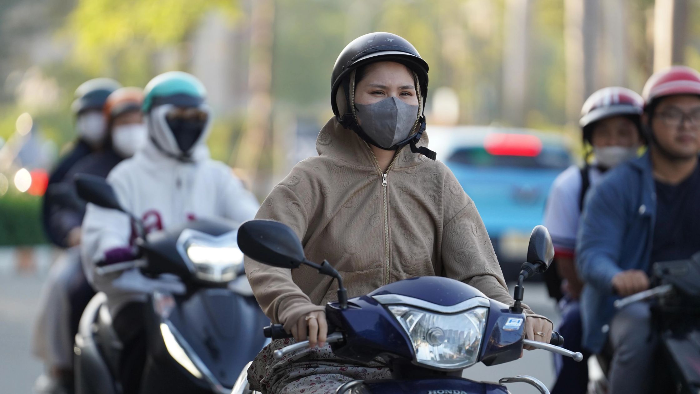 Khối không khí lạnh mạnh từ phía Bắc đã khuếch tán sâu xuống phía Nam và chi phối thời tiết Nam Bộ