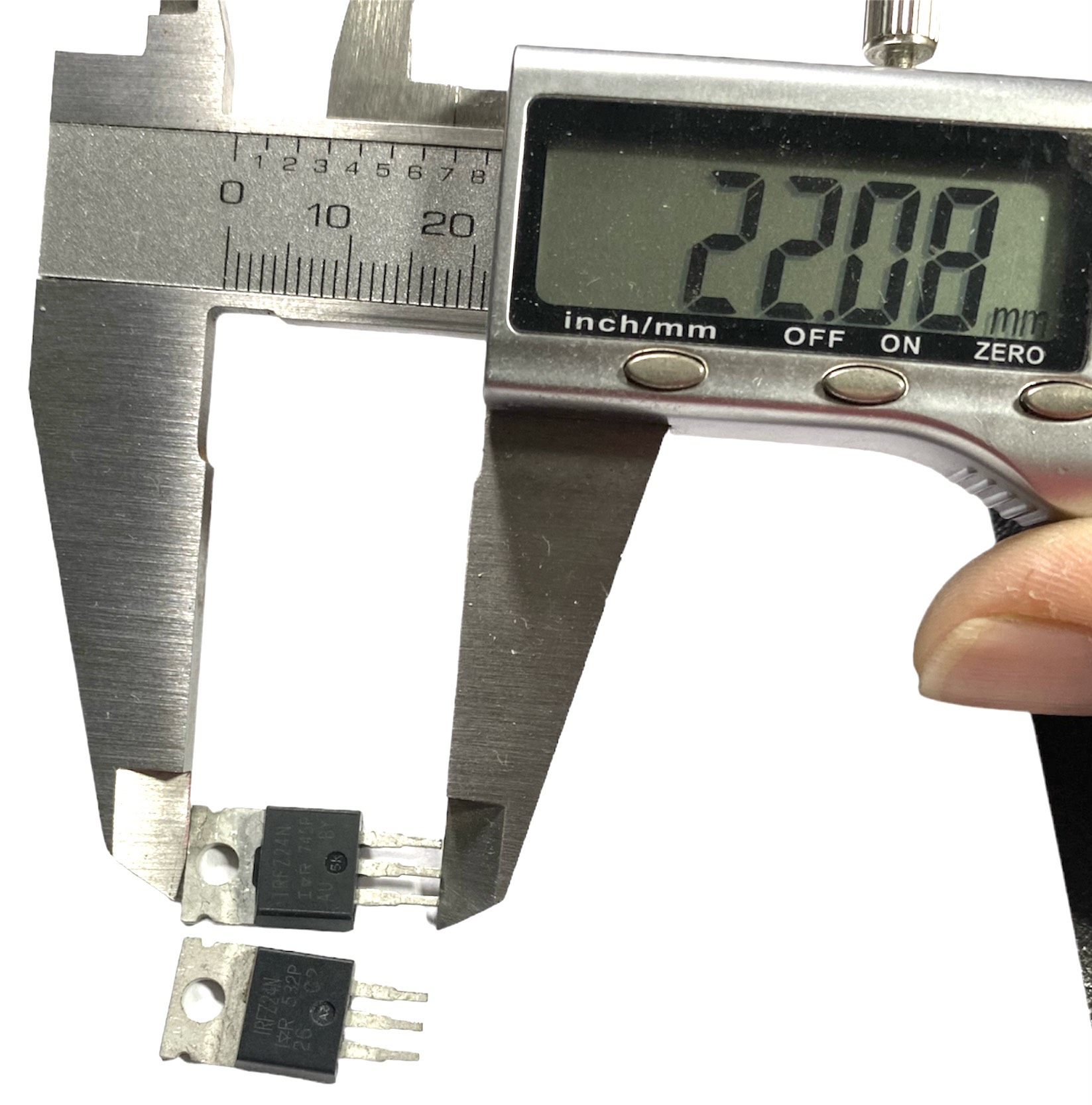 Mosfet IRF9Z24 IRFZ24 Kiểu chân TO220, Điện áp 55v 12A Hàng Tháo Máy