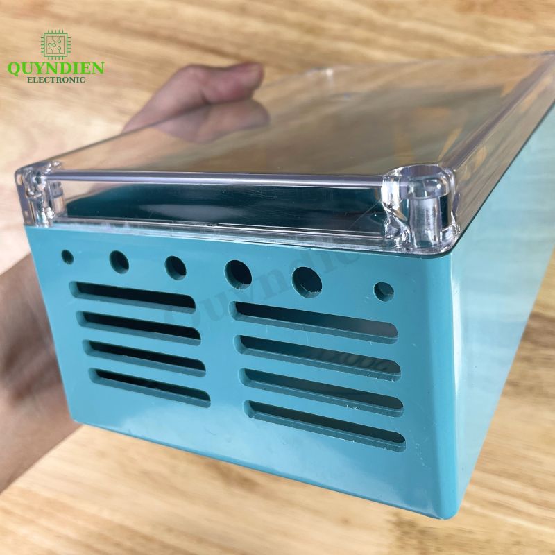Hộp nhựa VY ANH khoan sẵn 200x120x80mm Xanh nắp Trong