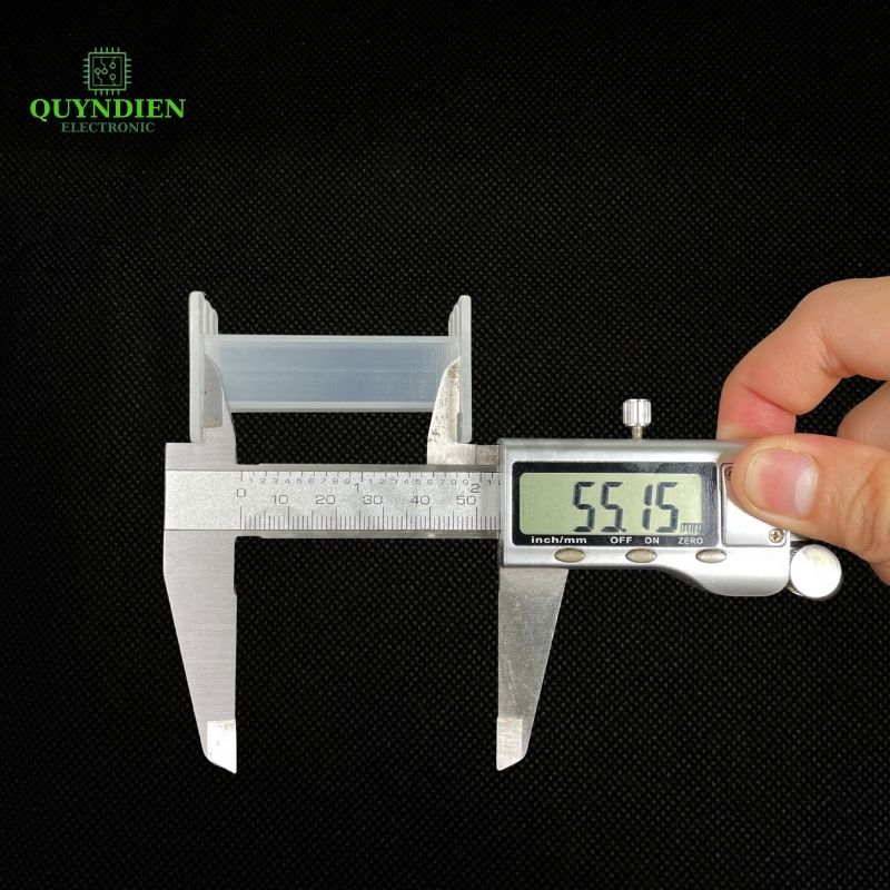 Lõi Khuôn Nhựa Vuông Dài 60mm Màu Trắng Trong