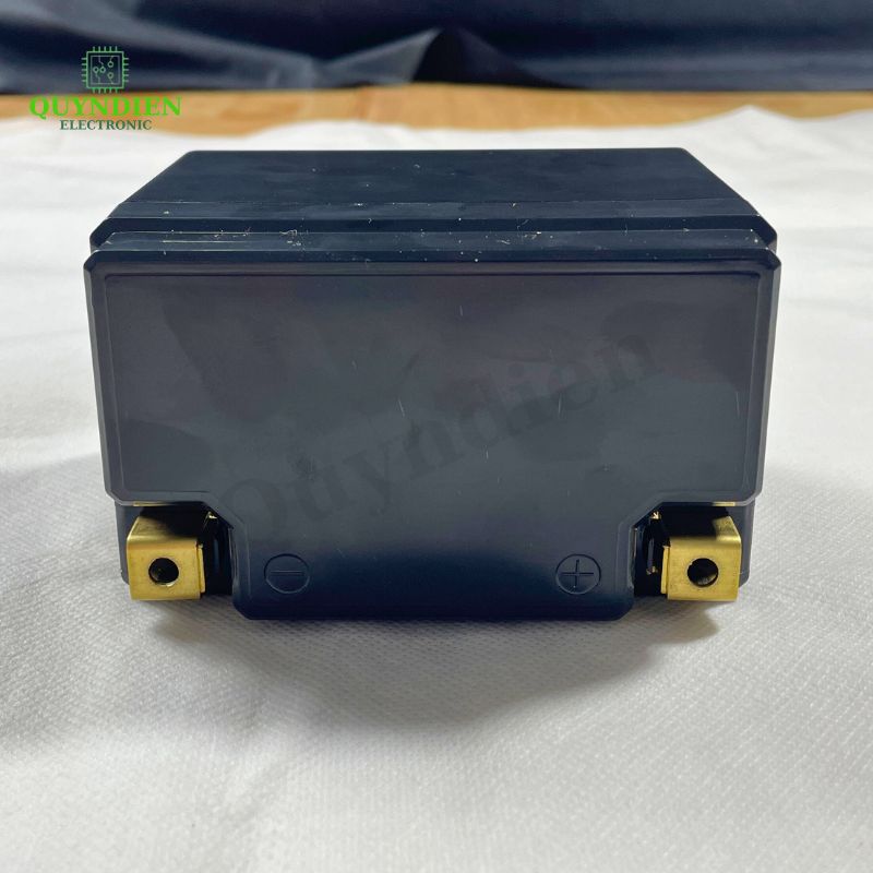 Vỏ Bình Đề Xe Máy YT4 Cọc Vuông Nắp Đục