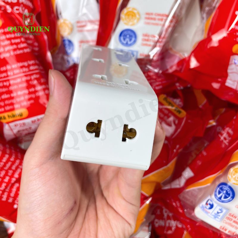 Ổ Cắm Điện Chia 5 Cổ Xoay P25 SOPOKA Tiện Lợi An Toàn Đa Năng Cho Mọi Thiết Bị