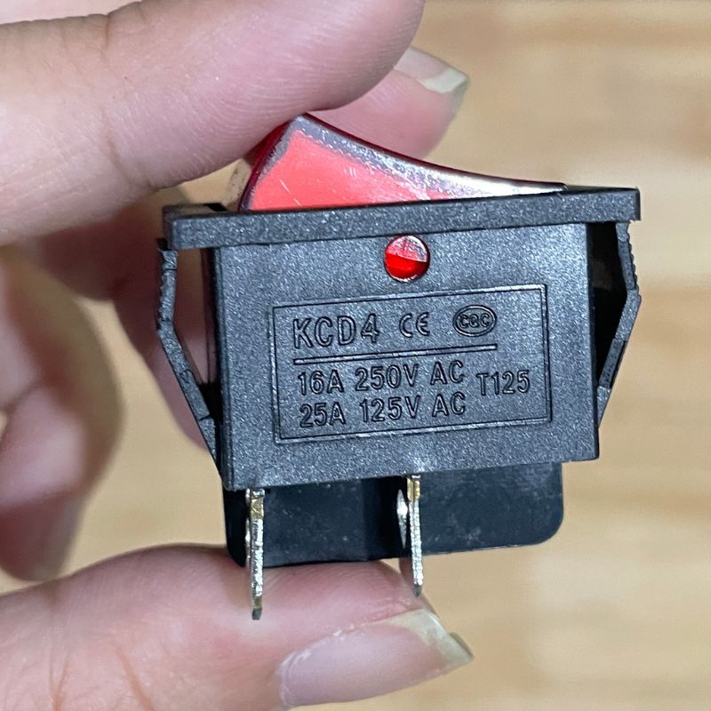 Công Tắc Bập Bênh 4 Chân KCD4 15/30A 250V Đỏ Có Đèn