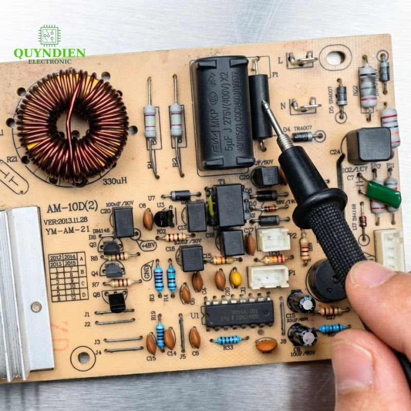 Tụ Bếp Từ 5uF 400VDC 275VAC Màu Xanh Loại Đứng