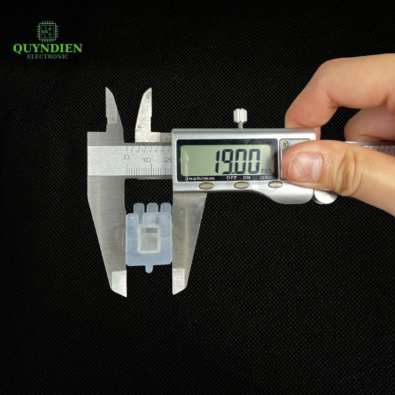 Lõi Nhựa Vuông Dài 42mm Quấn Cuộn Cảm Phân Tần Loa - Màu Trắng Trong
