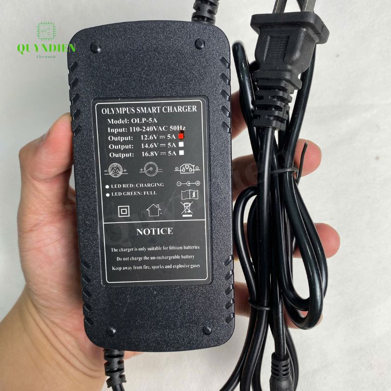 Bộ Sạc Pin Olympus 3S 12.6V-5A Jack 5.5x2.5mm
