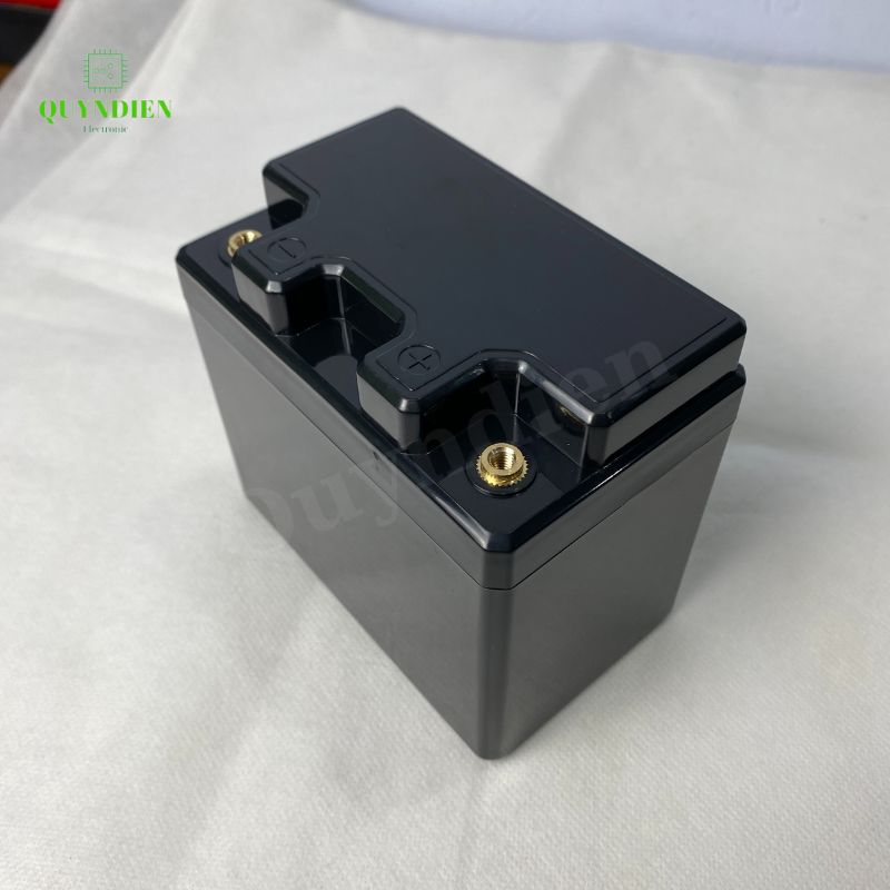 Vỏ Bình Đề Xe Máy YT5 Cọc Tròn Nắp Đục