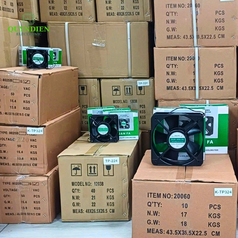 Quạt Tản Nhiệt 220V JANFA 12X12X3.8cm