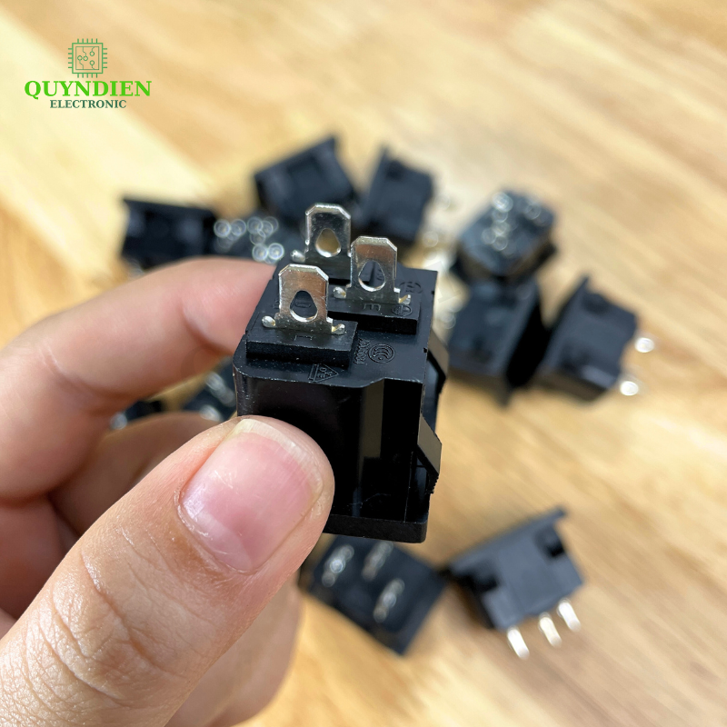 Đầu Nối Nguồn 3 Chân 250VAC – Jack Nguồn Nồi Cơm Điện, Nồi Áp Suất, Nguồn Máy Tính