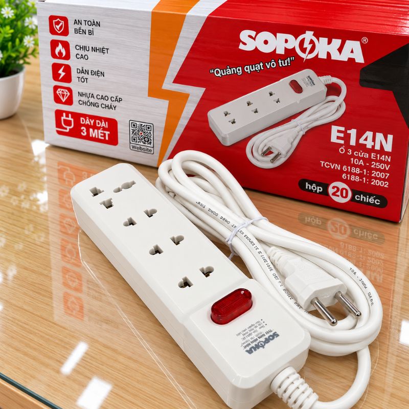 Ổ cắm lõi sứ chống cháy Con tắc 4 cửa 2200W
