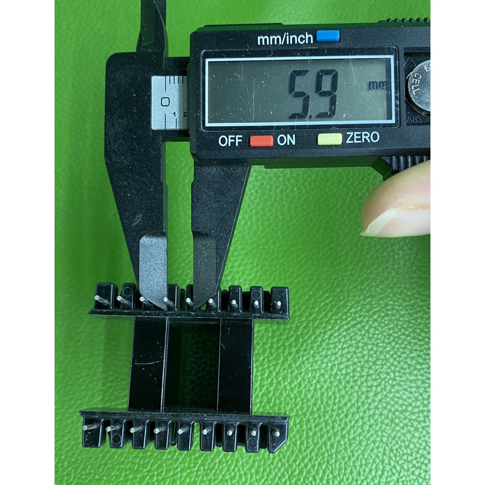 Khuôn biến áp xung EE4220 (9+9) Vuông Đứng