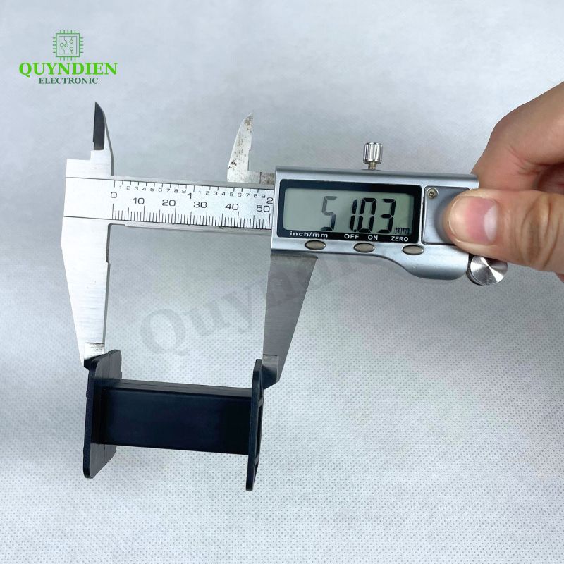 Lõi Khuôn Nhựa Vuông Dài Đại 51mm Màu Đen