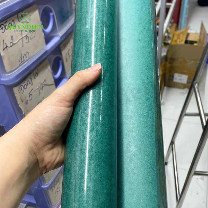 Giấy Xanh Cách Điện 1 Mặt Bóng 1 Mặt Xù Dày 0.2mm