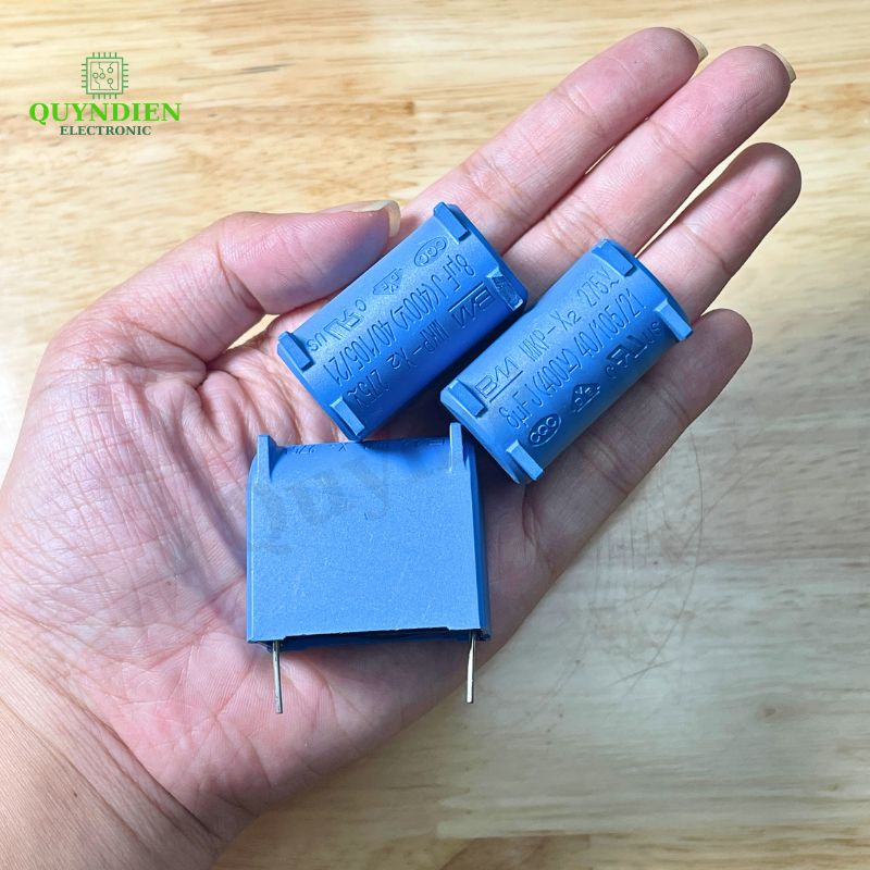 Tụ Bếp Từ 8uF 275VAC/400VDC Màu Xanh Loại Đứng