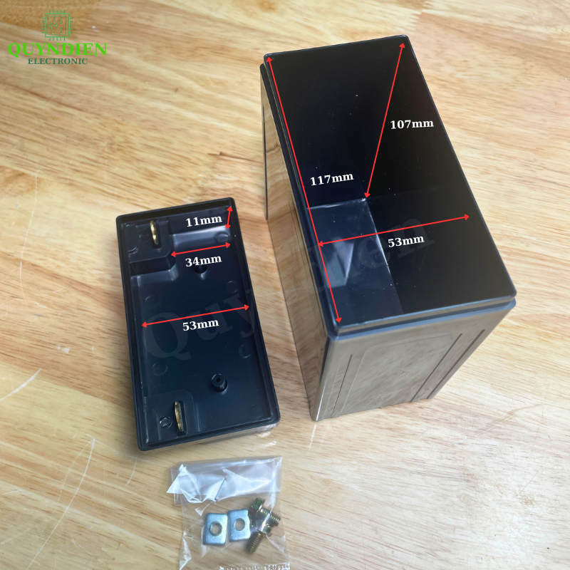 Vỏ Bình Xe Máy YT6 Cọc Vuông Nắp Đục