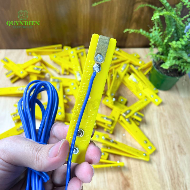 Công Tắc Cò Bóp Vàng Tiếp Điểm Đồng Dày Alampaa + Dây Dài 2m