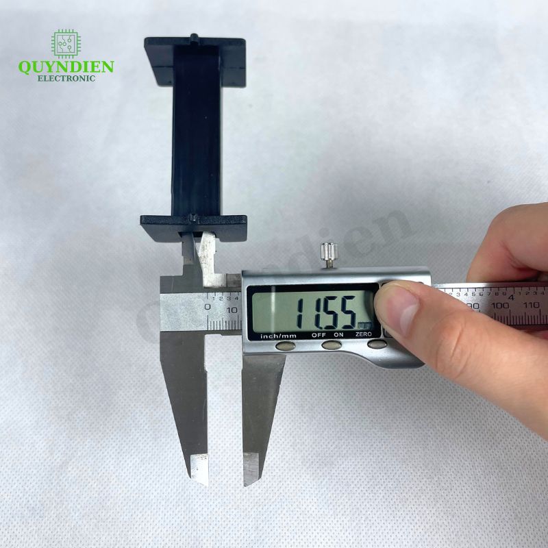 Lõi Khuôn Nhựa Vuông Dài 64mm Màu Đen