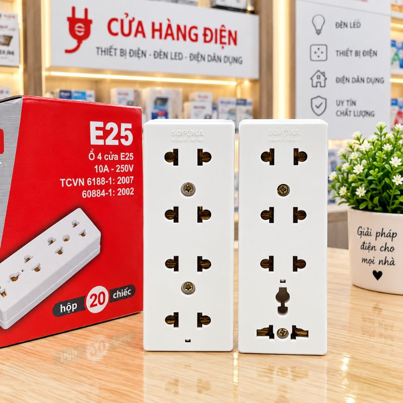 Ổ Cắm Điện 4 Cửa Công Suất 2200W E25