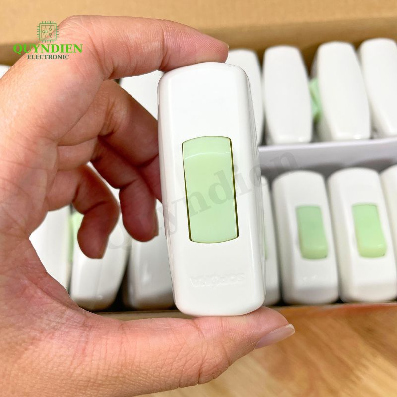 Công Tắc Nhót Dạ Quang NDQ-4 Bật Tắt Dễ Dàng, An Toàn Trong Mọi Không Gian