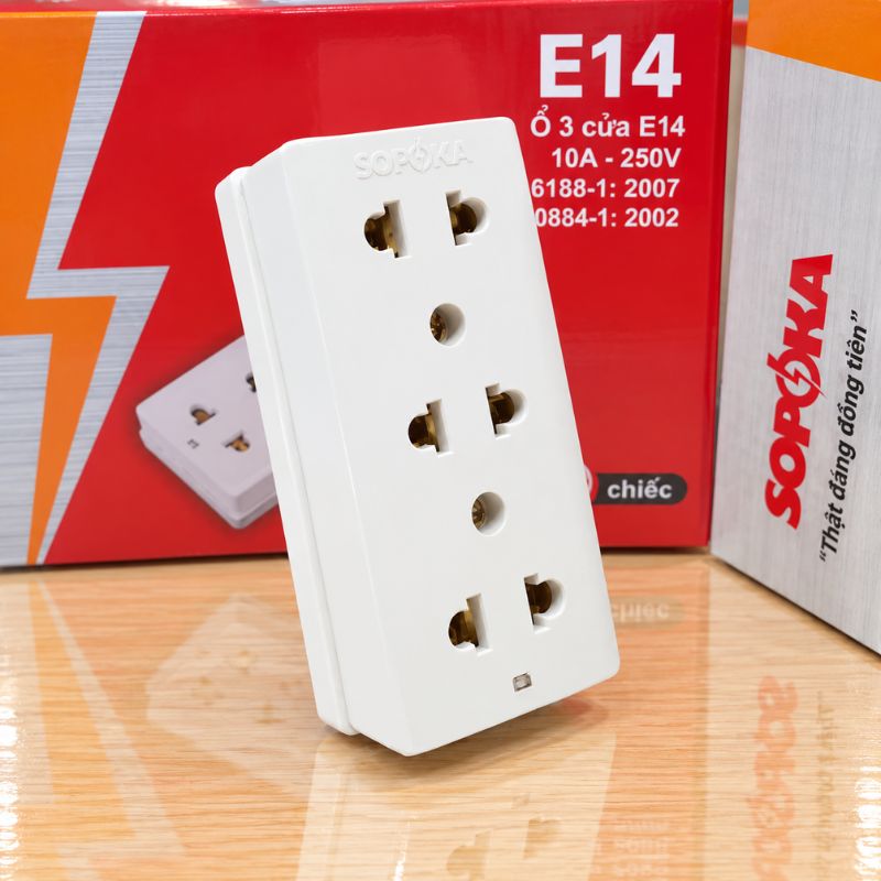 Ổ Cắm Điện 3 Cửa Công Suất 2200W E14