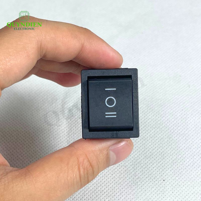 Công Tắc Bập Bênh 6 Chân KCD4 16A/30A 250V Đen Không Đèn