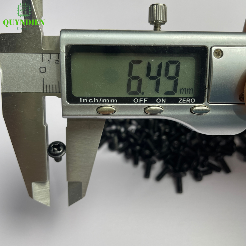Ốc vít ren mịn M3 đầu long đền 3x8mm VN