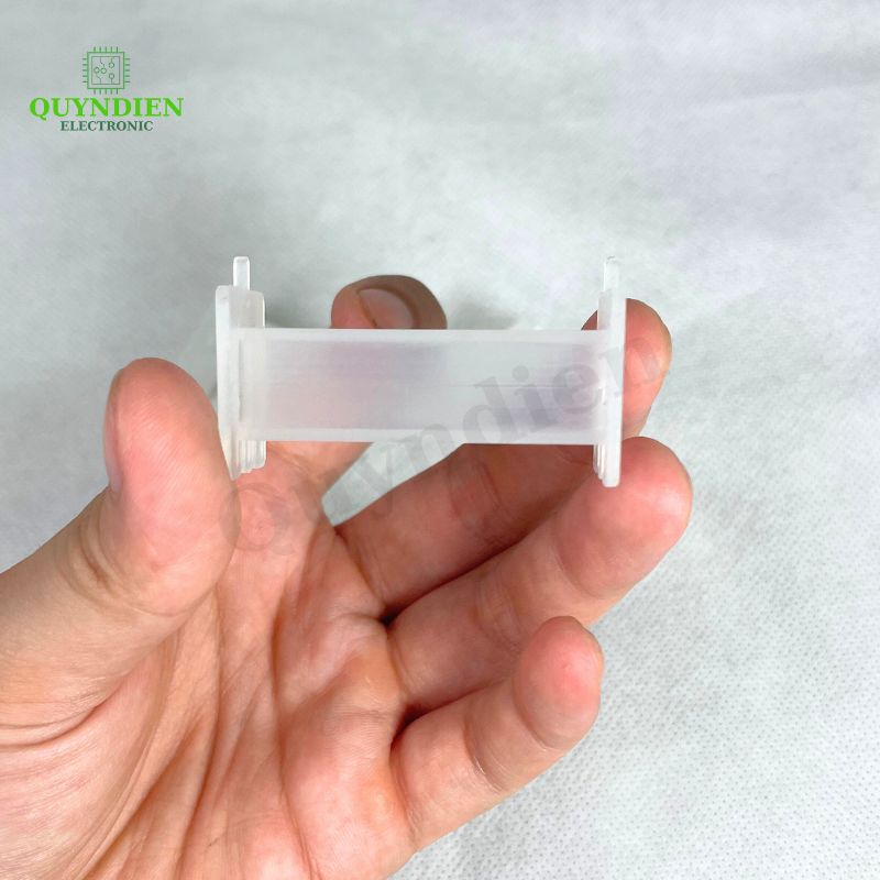 Lõi Nhựa Vuông Dài 42mm Quấn Cuộn Cảm Phân Tần Loa - Màu Trắng Trong