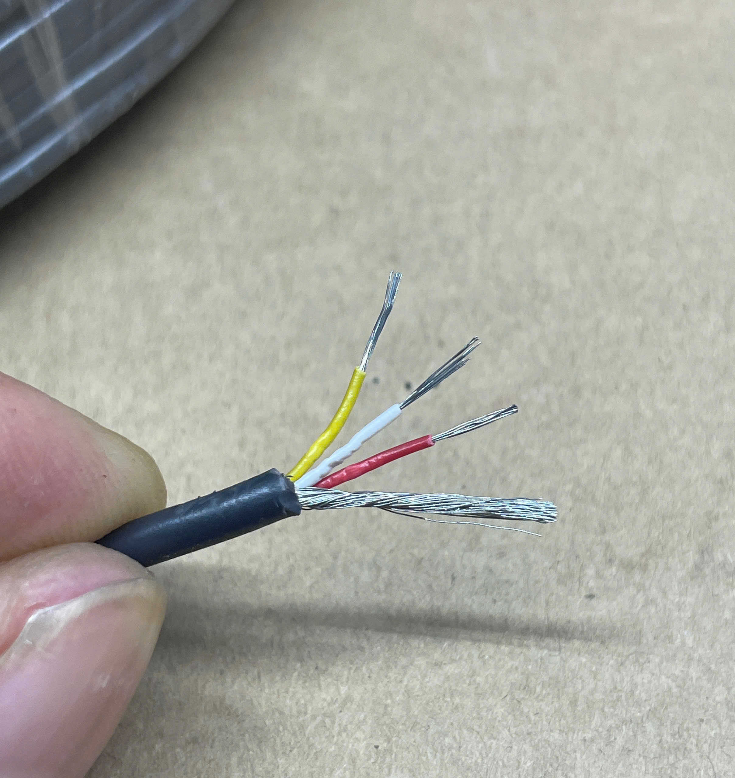 Dây 3 tín hiệu đồng xi bạc 3mm màu đen 26 AWG