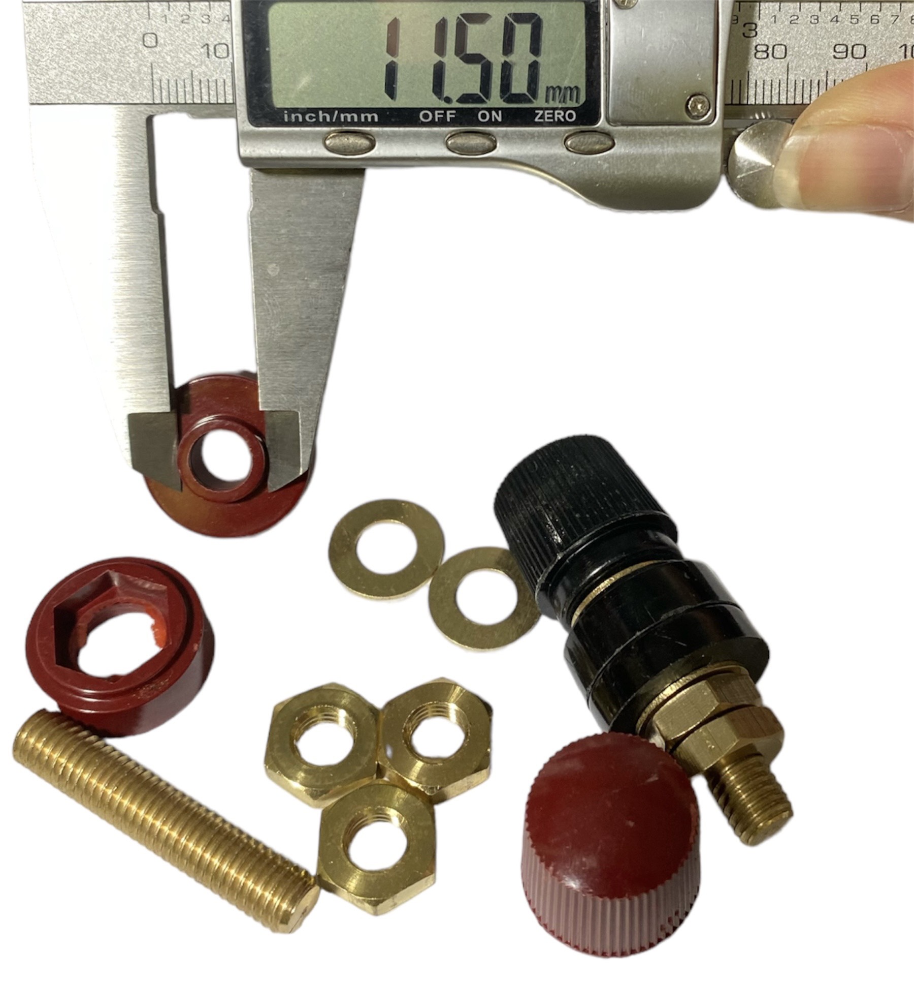 Cặp Jack loa JS555 Cọc Đồng NẮP NHỰA Đỏ Đen trục 8mm