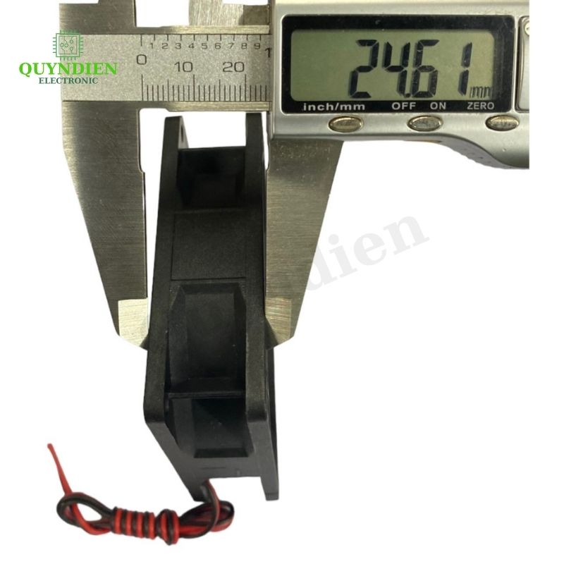 Quạt Tản Nhiệt 12V 8x8cm dầy 2.5cm mới - 1 Thùng 100 Cái