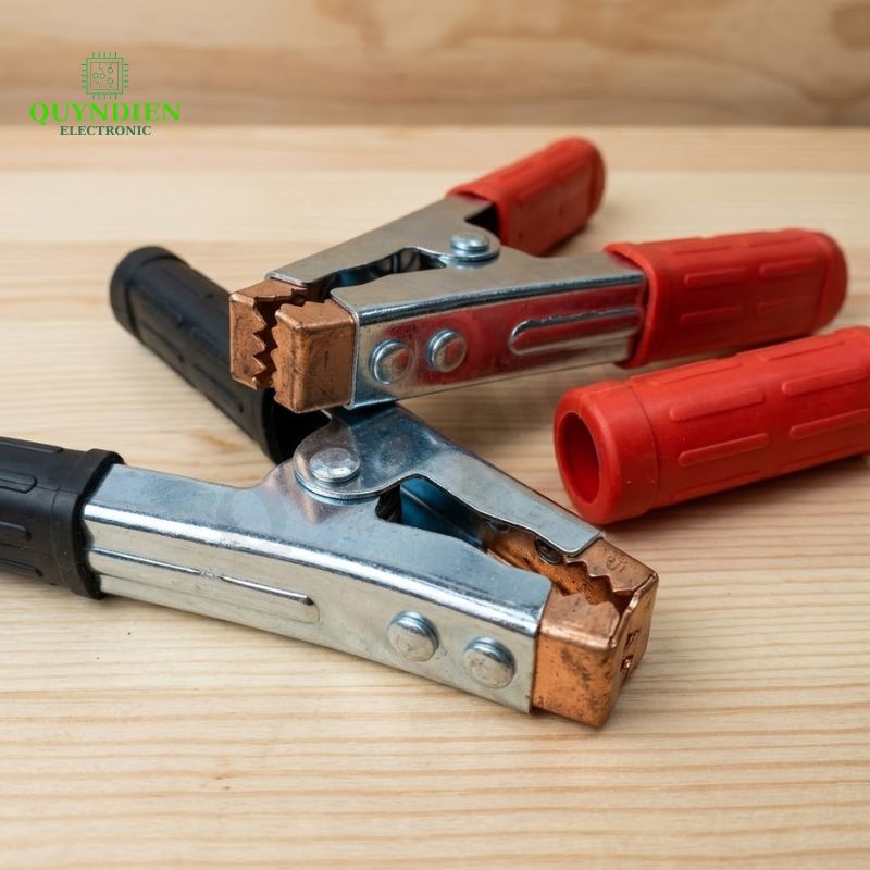 Kẹp Bình Ắc Quy 500A Thép Không Gỉ Đỏ Đen