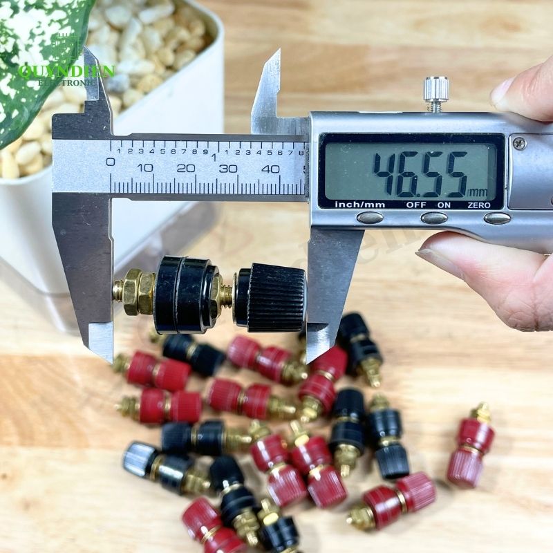 Cặp Jack loa JS333 M6 Cọc Đồng NẮP NHỰA Đỏ Đen trục 6mm