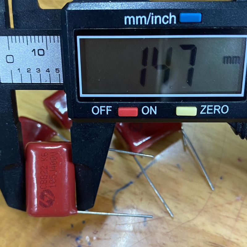 Tụ kẹo Nâu Đỏ CBB22 105J-400V