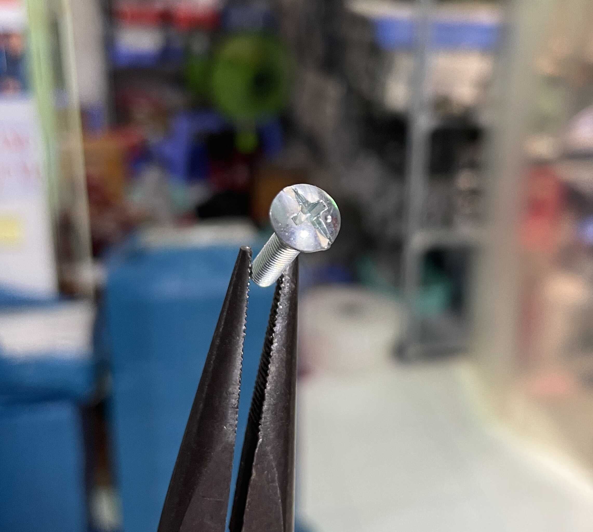 Ốc vít M4 dài 17mm dài 22mm đầu dù ren mịn Túi 100 con