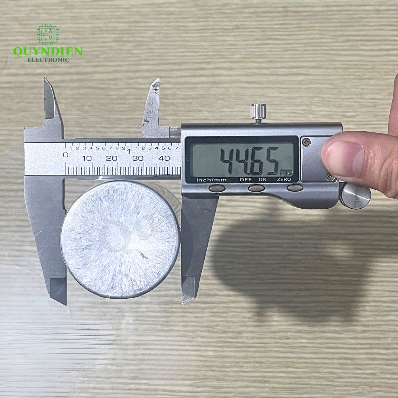 Tụ Nhôm Dây 50uF - 450V