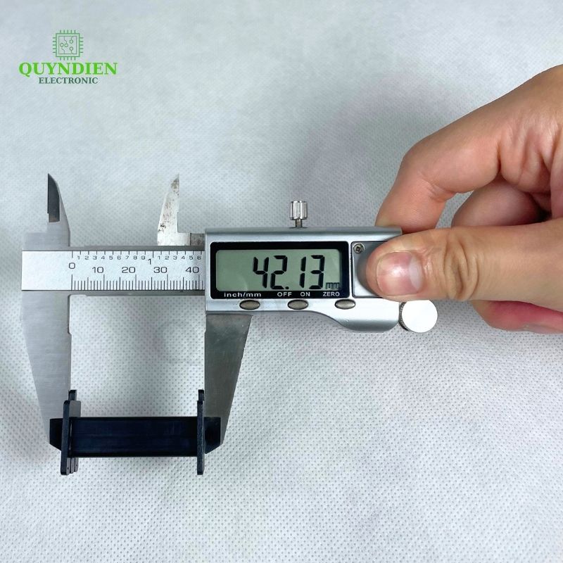 Lõi Nhựa Vuông Dài 42mm Quấn Cuộn Cảm Phân Tần Loa - Màu Đen