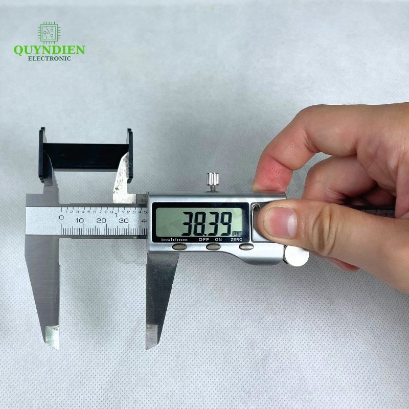 Lõi Nhựa Vuông Dài 42mm Quấn Cuộn Cảm Phân Tần Loa - Màu Đen