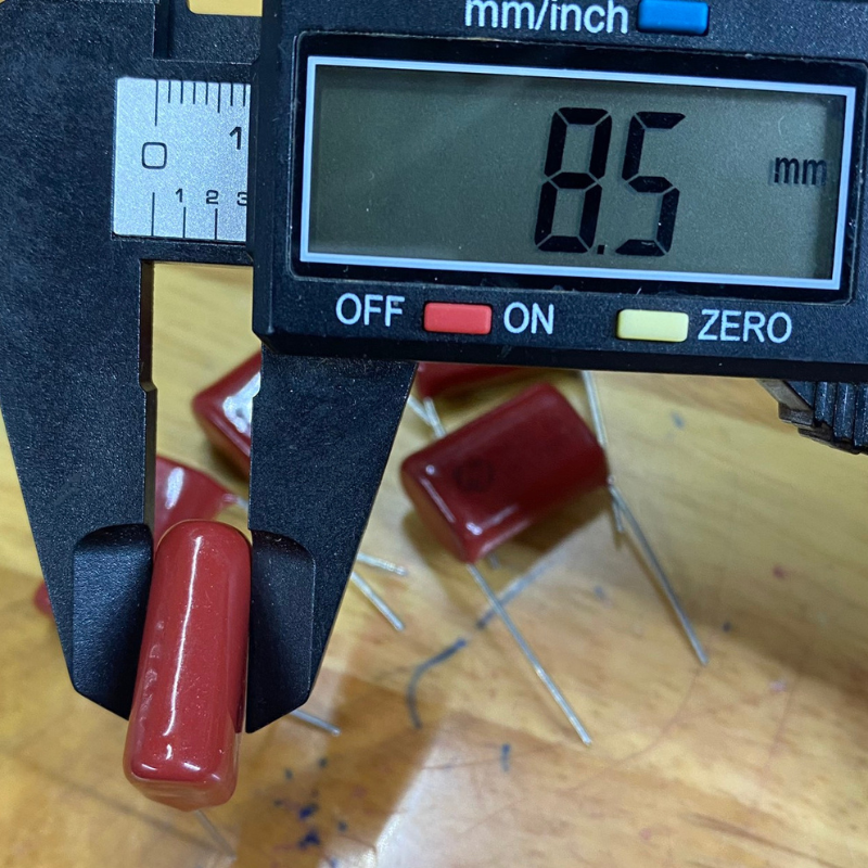 Tụ kẹo Nâu Đỏ CBB22 105J-400V