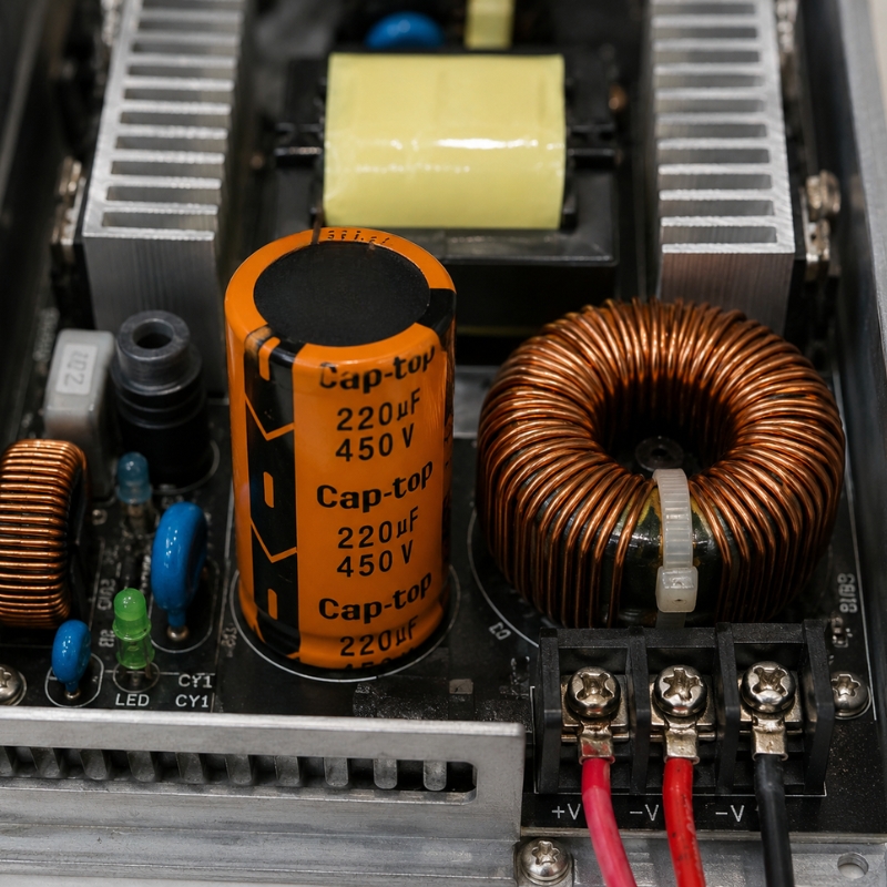 Tụ Lọc Nguồn 220uF 450V DC