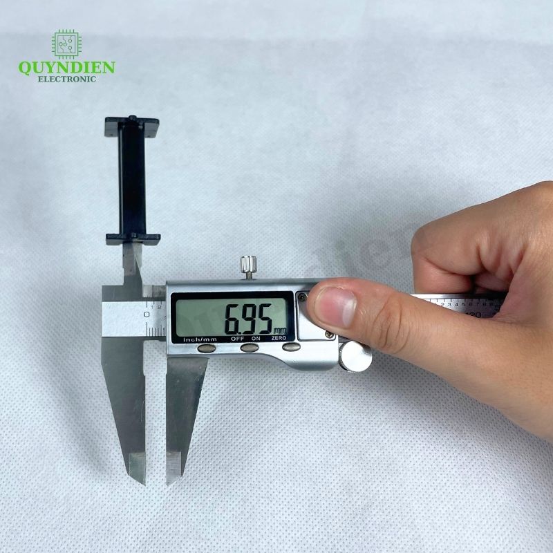 Lõi Nhựa Vuông Dài 42mm Quấn Cuộn Cảm Phân Tần Loa - Màu Đen