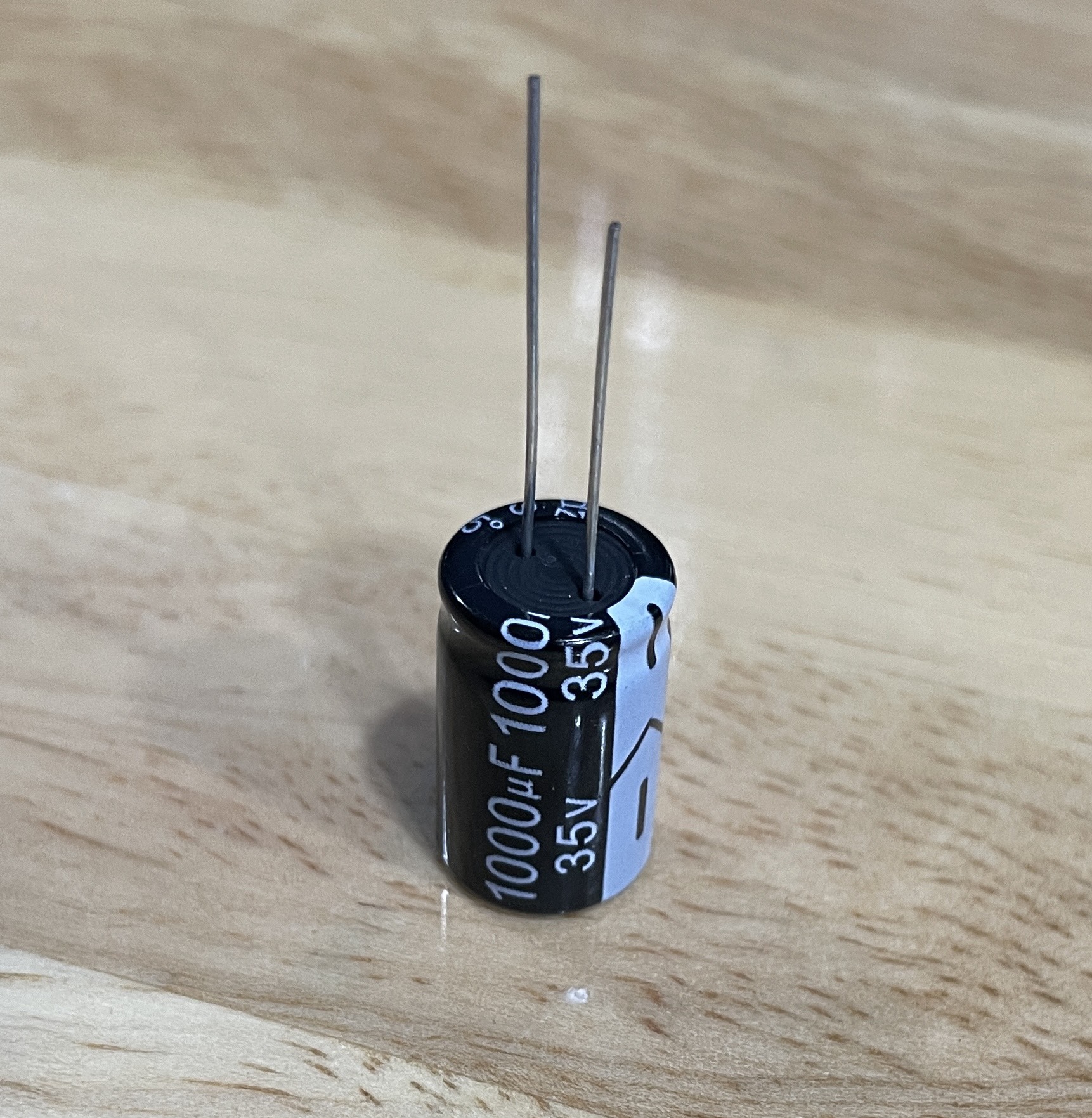 Tụ hóa 1000uf-16v 25v 35v 50v
