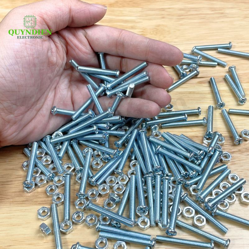 Ốc Vít M4x30mm Có Kèm Tán