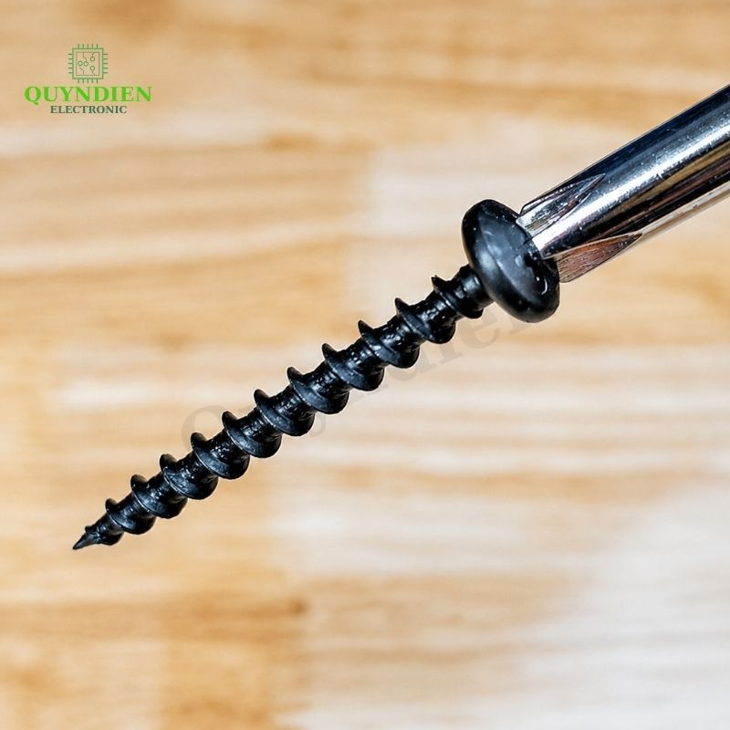 Ốc Vít M4x40mm Taiwan Ren Thưa Nhọn