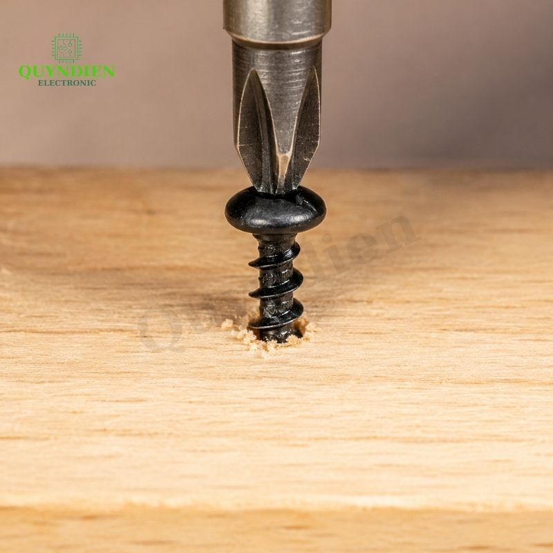 Ốc Vít M4x40mm Taiwan Ren Thưa Nhọn
