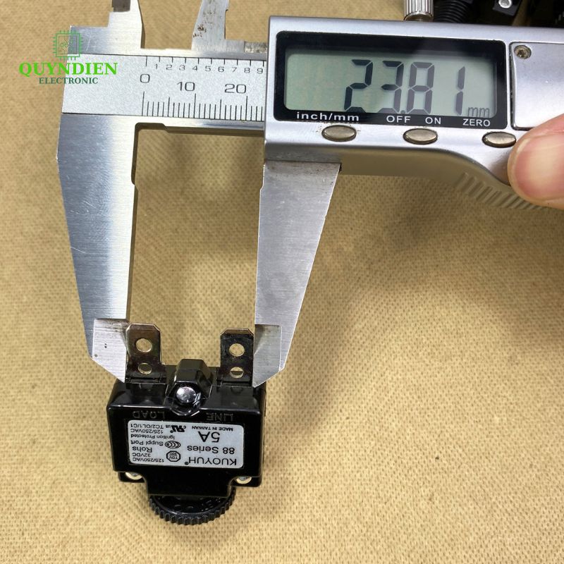 Cầu Chì Tự Động Ngắt Kuoyuh 5A 125/250VAC Size 22x29mm