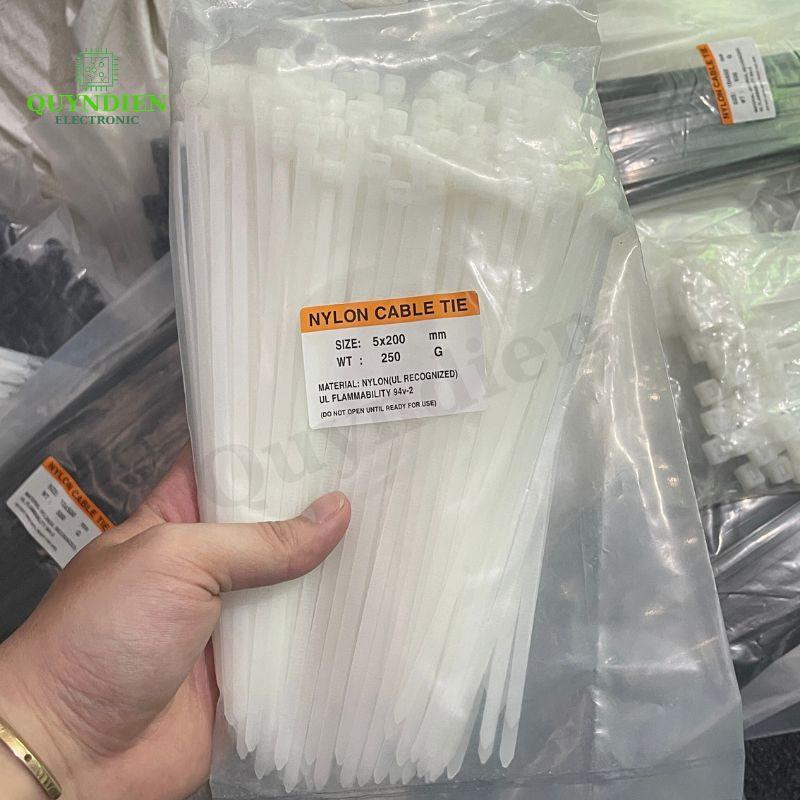 Dây Rút Nhựa Nhiều Kích Cỡ Màu Trắng Đen - Giá Bán 1Kg