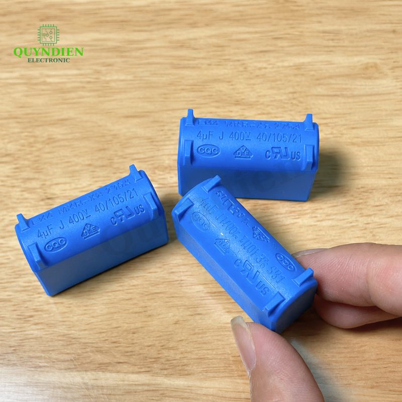 Tụ Bếp Từ 4uF 275VAC 400VDC Màu Xanh Loại Đứng